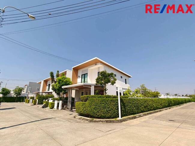 ขายบ้าน โคโม่ เบียงก้า ซ.มหาชัย หลังมุม ติดถนนเมน ซ.11 หลังบ้านไม่ติดใคร ใกล้เมกาบางนา+อีเกีย 4.5 ก.ม. เซนทรัลบางนา ไบเทคบางนา