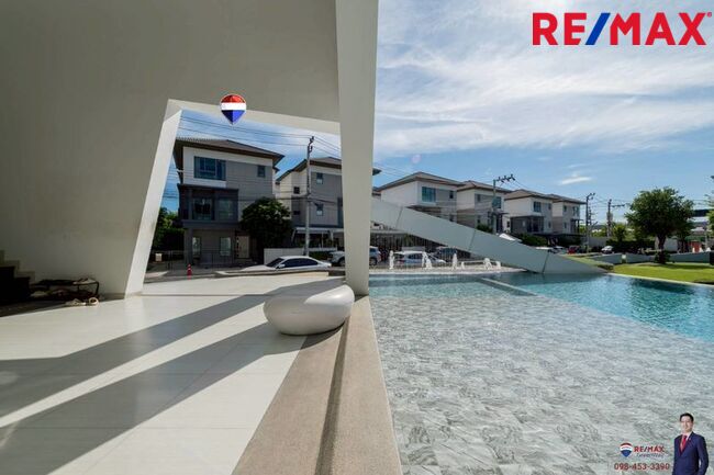 (มาใหม่! ) บ้านกลางเมือง สาทร-สุขสวัสดิ์ [บ้านตัวอย่าง] 42.2 ตร.วา 218 ตร.ม. 4 ห้องนอน 4 ห้องน้ำ + 1 ห้องทำงาน 3-4 ที่จอดรถ