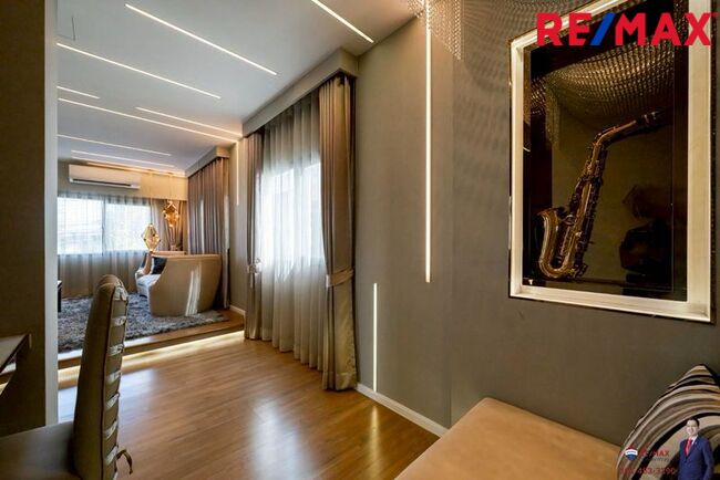 (มาใหม่! ) บ้านกลางเมือง สาทร-สุขสวัสดิ์ [บ้านตัวอย่าง] 42.2 ตร.วา 218 ตร.ม. 4 ห้องนอน 4 ห้องน้ำ + 1 ห้องทำงาน 3-4 ที่จอดรถ