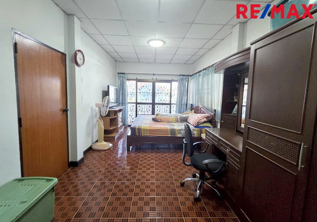 ขายบ้านแฝด หมู่บ้านทวีทอง 3 เพชรเกษม 69 เลียบคลองภาษีเจริญฝั่งเหนือ