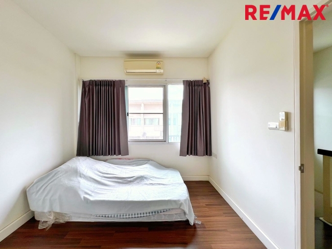 ขายทาวน์โฮม 3 ชั้น โครงการ Town Avenue พระราม 9 (กรุงเทพกรีฑา ซอย 7) ใกล้โรงเรียนนานาชาติเวลลิงตัน และ โรงเรียนนานาชาติไบรท์ตัน คอลเลจ