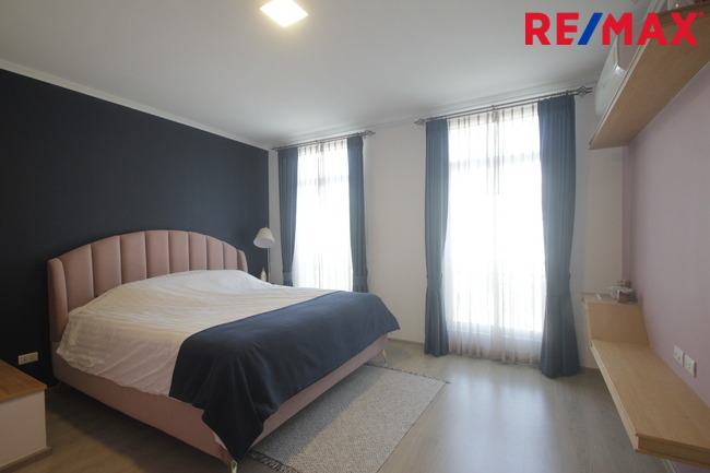 ทาวน์โฮมวิลลาจจิโอสุขสวัสดิ์ ประชาอุทิศ90 โครงการแลนด์แอนด์เอ้าส์ บ้านพร้อมอยู่ ตกแต่งเฟอร์แถมแอร์ 21.4วา ต้นโครงการ ใกล้ทางด่วนสุขสวัสดิ์ บางพลี เดินทางสะดวก