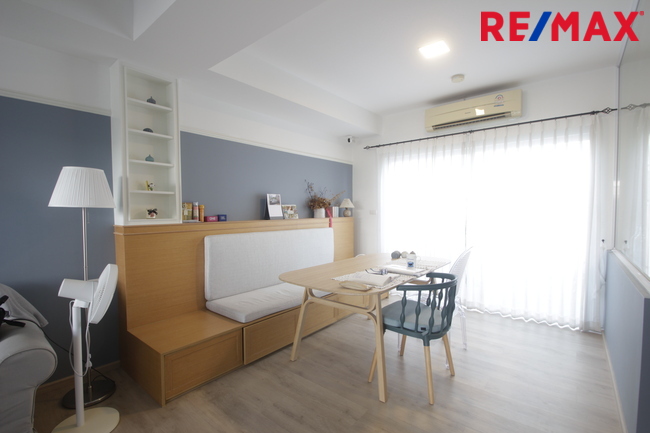 ทาวน์โฮมวิลลาจจิโอสุขสวัสดิ์ ประชาอุทิศ90 โครงการแลนด์แอนด์เอ้าส์ บ้านพร้อมอยู่ ตกแต่งเฟอร์แถมแอร์ 21.4วา ต้นโครงการ ใกล้ทางด่วนสุขสวัสดิ์ บางพลี เดินทางสะดวก