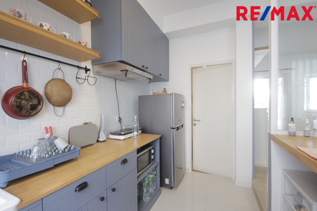 ทาวน์โฮมวิลลาจจิโอสุขสวัสดิ์ ประชาอุทิศ90 โครงการแลนด์แอนด์เอ้าส์ บ้านพร้อมอยู่ ตกแต่งเฟอร์แถมแอร์ 21.4วา ต้นโครงการ ใกล้ทางด่วนสุขสวัสดิ์ บางพลี เดินทางสะดวก