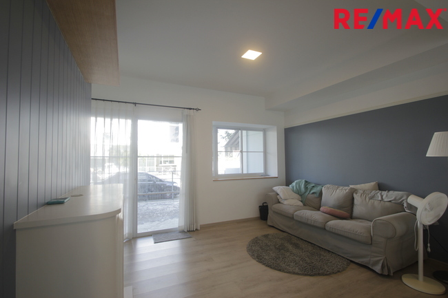 ทาวน์โฮมวิลลาจจิโอสุขสวัสดิ์ ประชาอุทิศ90 โครงการแลนด์แอนด์เอ้าส์ บ้านพร้อมอยู่ ตกแต่งเฟอร์แถมแอร์ 21.4วา ต้นโครงการ ใกล้ทางด่วนสุขสวัสดิ์ บางพลี เดินทางสะดวก