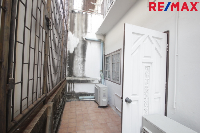 ทาวน์โฮมพาราไดซ์วิลล่า จรัญสนิทวงศ์5 ใกล้รถไฟฟ้าท่าพระ BTSจรัญ13 เดอะมอลล์ท่าพระ บ้านพร้อมอยู่ ตกแต่งแล้ว 3ชั้น 27วา เฟอร์บิวท์อิน เดินทางสะดวก ราคาเจรจาได้