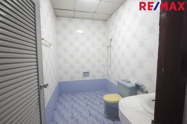 ทาวน์โฮมพาราไดซ์วิลล่า จรัญสนิทวงศ์5 ใกล้รถไฟฟ้าท่าพระ BTSจรัญ13 เดอะมอลล์ท่าพระ บ้านพร้อมอยู่ ตกแต่งแล้ว 3ชั้น 27วา เฟอร์บิวท์อิน เดินทางสะดวก ราคาเจรจาได้