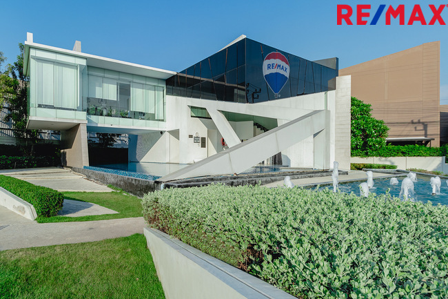 ขายบ้านกลางเมือง สาทร – สุขสวัสดิ์ ทาวน์โฮม 3 ชั้น ในซอยสุขสวัสดิ์ 39 ถูกสุดในโครงการ วิวสะพานภูมิพล