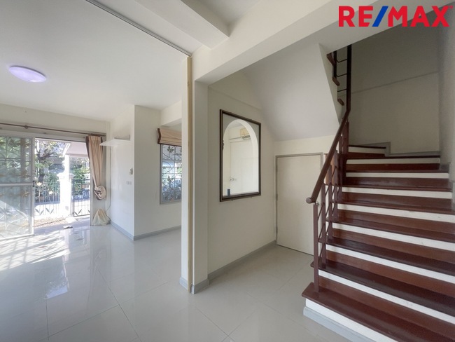 ขายทาวน์เฮ้าส์ หลังมุม แบริ่ง 58 หมู่บ้านศุภาลัย วิลล์ แบริ่ง Supalai Ville Bearingสุขุมวิท บางนา อ่อนนุช สุวรรณภูมิ BTS สายสีเขียวและสายสีเหลือง ใกล้โรงเรียนเซนต์โยเซฟ โรงเรียนนานาชาติและสนามบินสุวรรณภูมิ