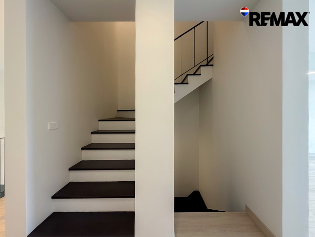 ทาวน์โฮมหรู 3.5 ชั้น The Cabinet 29 (เดอะ คาบิเน็ต ทเวนตีไนน์) ถนนประเสริฐมนูกิจ-รามอินทรา - เกษตร-นวมินทร์ พื้นที่ใช้สอยกว่า 250 ตร.ม.