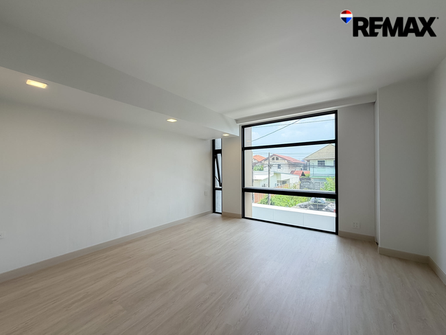 ทาวน์โฮมหรู 3.5 ชั้น The Cabinet 29 (เดอะ คาบิเน็ต ทเวนตีไนน์) ถนนประเสริฐมนูกิจ-รามอินทรา - เกษตร-นวมินทร์ พื้นที่ใช้สอยกว่า 250 ตร.ม.