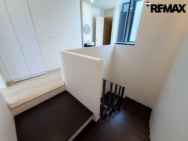 ทาวน์โฮมหรู 3.5 ชั้น The Cabinet 29 (เดอะ คาบิเน็ต ทเวนตีไนน์) ถนนประเสริฐมนูกิจ-รามอินทรา - เกษตร-นวมินทร์ พื้นที่ใช้สอยกว่า 250 ตร.ม.