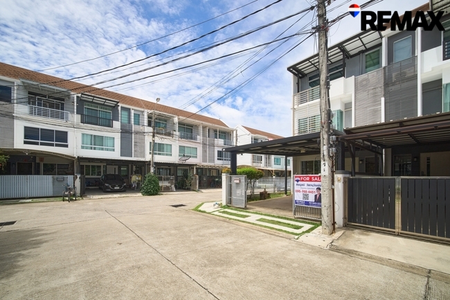 ขายบ้านพุทธบูชา36 บ้านใหม่1พุทธบูชา(หลังมุม) สภาพดี พื้นที่ดินใหญ่กว่า ติดอู่รถเมย์สาย75