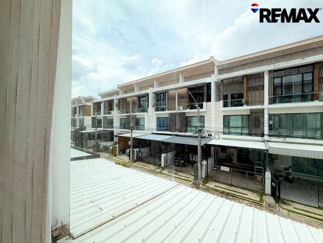The Terrace Ramintra 65 | เดอะ เทอเรส รามอินทรา 65 ทาวน์โฮม 3 ชั้น 26 ตร.วา หลังบ้านไม่ชนใคร ซอยถนอมมิตร โครงการคุณภาพจาก Land & Houses