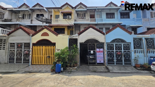 มาใหม่! Townhome พระราม2 ซ.47 พระราม2 ใกล้เซนทรัลพระราม 2, หลังบ้านติดลำกระโดง เนื้อที่ 23.4 ตร.วา [ไม่เสียค่าส่วนกลาง] เพียง :: 2.1 ล้านเท่านั้น เข้าออกได้หลายทางพระราม 2 47, 43 อนามัยงามเจริญ ซ.7