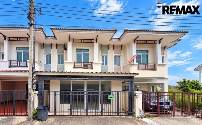 ขายด่วน! พฤกษาทาวน์ ราชพฤกษ์ 2.29 ล้าน พื้นที่ใช้สอย 130 ตร.ม. มีห้องอเนกประสงค์ บ้านสภาพดี พร้อมอยู่