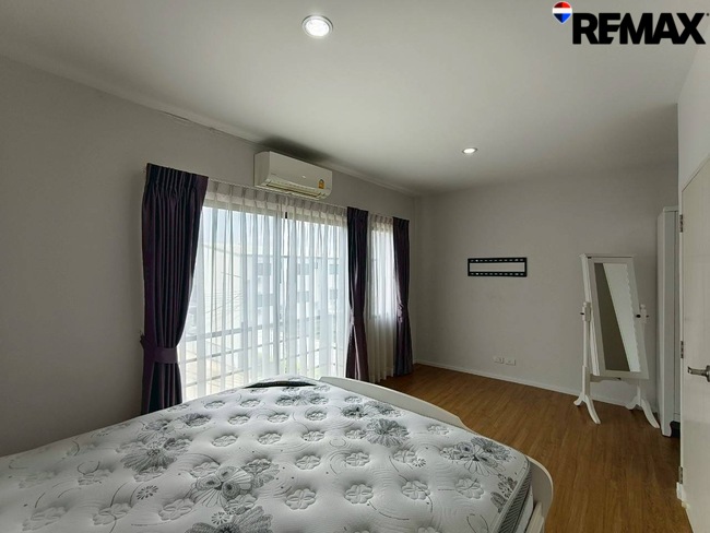 ขายทาวน์โฮม 3 ชั้น บ้านกลางเมือง ปิ่นเกล้า-จรัญสนิทวงศ์ ใกล้ทางด่วนศรีรัช และรถไฟฟ้า MRT  3  สาย