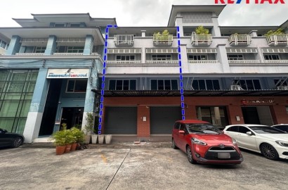 ขายอาคารพาณิชย์ 2 ห้อง ธนบุรีคอมเพล็กซ์ พระราม 2 ซอย 60(ซอยการไฟฟ้าบางขุนเทียน) ต่อเติมพร้อมใช้งาน ถนนซอยกว้าง จอดรถสะดวก ทำเลใกล้ถนนใหญ่ รวมแหล่งธุรกิจหลากหลาย ราคา 12 ล้านบาท