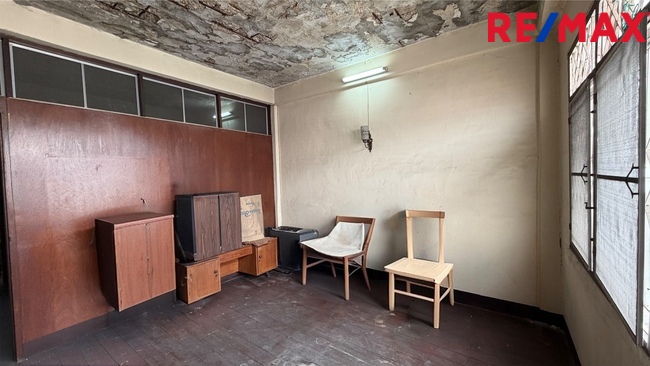 ขายบ้านพระราม3 เป็นตึกแถว3ชั้น ซอยสาธุประดิษฐ์15 แยก6 ใกล้เซ็นทรัล พระราม 3 เพียง 5 นาที