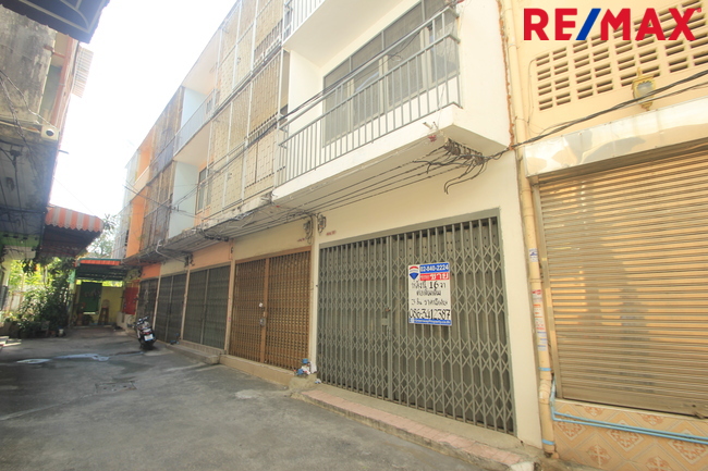 อาคารพาณิชย์สุขสวัสดิ์ บางปะแก้วดาวคะนอง ใกล้ถนนใหญ่เดินเข้าออกได้ รถไฟฟ้าบางปะแก้ว 3ชั้น 16วา รูปที่ดินถุงเงินถุงทอง อยู่อาศัย โกดังเก็บของ