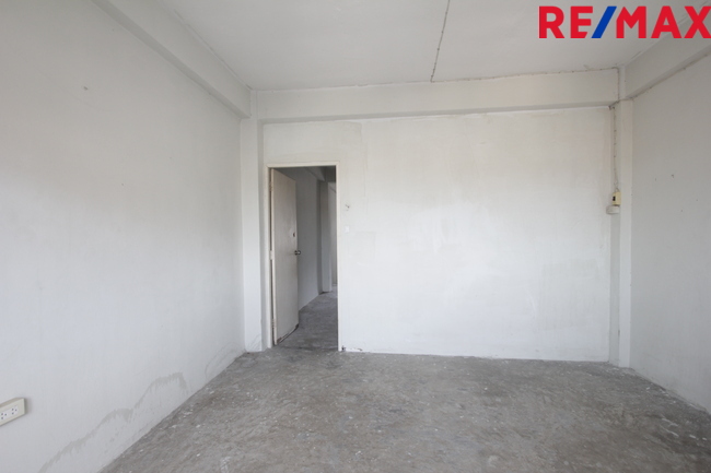 อาคารพาณิชย์สุขสวัสดิ์ ประชาอุทิศ สุขนิเวศน์2 ทำเลค้าขาย เปิดสำนักงาน ริมถนนเมนหน้าโครงการก่อนเข้าหมู่บ้าน ห้องริมระหว่างตึก ใกล้บิ๊กซีสุขสวัสดิ์ สะพานภูมิพล1-2