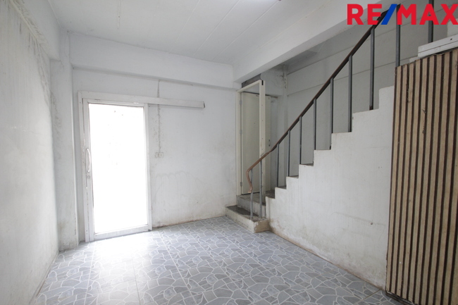 อาคารพาณิชย์สุขสวัสดิ์ ประชาอุทิศ สุขนิเวศน์2 ทำเลค้าขาย เปิดสำนักงาน ริมถนนเมนหน้าโครงการก่อนเข้าหมู่บ้าน ห้องริมระหว่างตึก ใกล้บิ๊กซีสุขสวัสดิ์ สะพานภูมิพล1-2