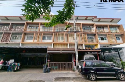 ขาย อาคารพาณิชย์ ติดถนนประชาอุทิศ ซ.27 ทำเลทองค้าขายดี ตรงข้าม ร.ร.ชูสินทองประดิษฐ์อนุสรณ์ สวยสภาพดีมาก