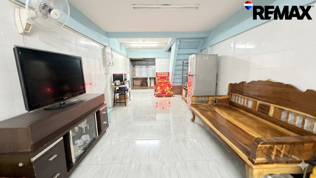 เพียง 2.95 ล้าน! เป็นเจ้าของอาคารพาณิชย์ทำเลค้าขาย อิสรภาพ 26 – ผ่อนถูกกว่าเช่า คุ้มค่าทุกตารางเมตร