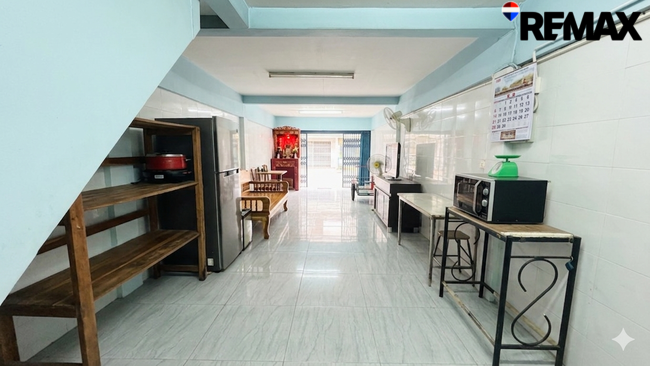 เพียง 2.95 ล้าน! เป็นเจ้าของอาคารพาณิชย์ทำเลค้าขาย อิสรภาพ 26 – ผ่อนถูกกว่าเช่า คุ้มค่าทุกตารางเมตร