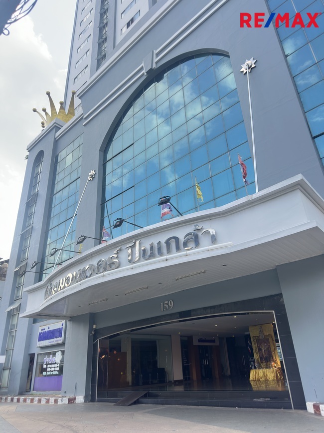 คอนโดคอมมอนเวลธ์ ปิ่นเกล้า | ห้อง Studio ติด MRT บางยี่ขัน บรรยากาศโปร่งสบาย เดินทางเข้าเมืองง่าย