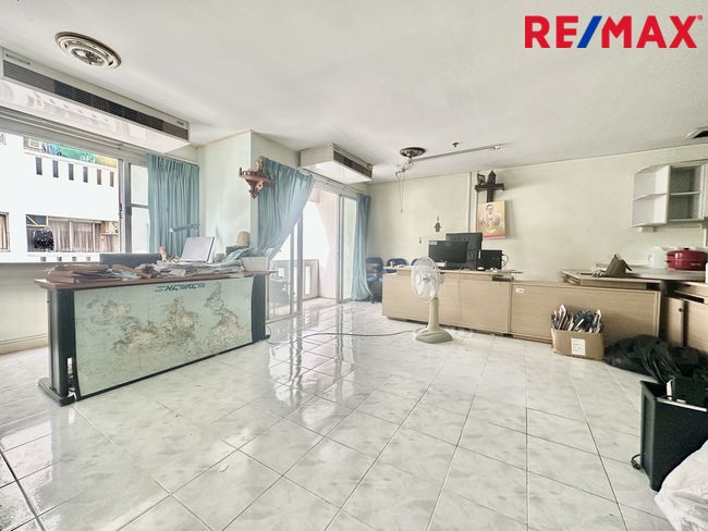 คอนโดคอมมอนเวลธ์ ปิ่นเกล้า | ห้อง Studio ติด MRT บางยี่ขัน บรรยากาศโปร่งสบาย เดินทางเข้าเมืองง่าย