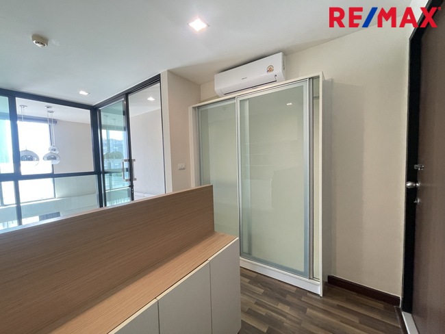 คอนโดใกล้ BTS บางนา อุดมสุข Full Furnished Duplex Condo in Bangna Beyond Sukhumvit เดินทางสะดวก ใกล้ BTS และทางด่วนคอนโด Low-rise บรรยากาศสงบ