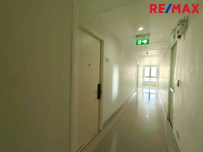 ขายคอนโด ที.ซี.กรีน พระราม9 (TC GREEN RAMA9) ตึกD ชั้น17 ใกล้MRTพระราม9(1.1ก.ม.)