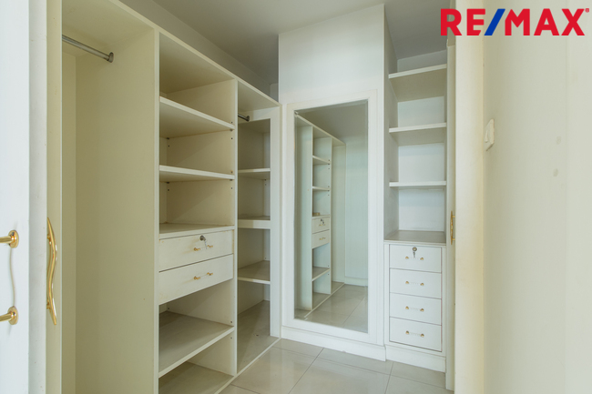 ขายคอนโดติดแม่น้ำเจ้าพระยา Riverine Palce 3ห้องนอน ถ.พิบูลสงคราม นนทบุรี ใกล้ทางด่วนศรีรัชฯ