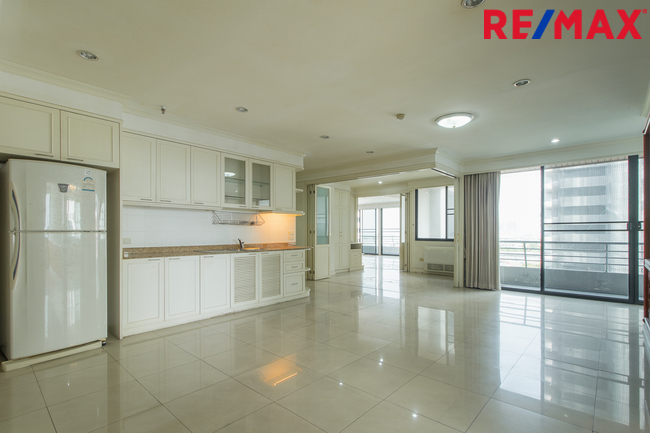 ขายคอนโดติดแม่น้ำเจ้าพระยา Riverine Palce 3ห้องนอน ถ.พิบูลสงคราม นนทบุรี ใกล้ทางด่วนศรีรัชฯ