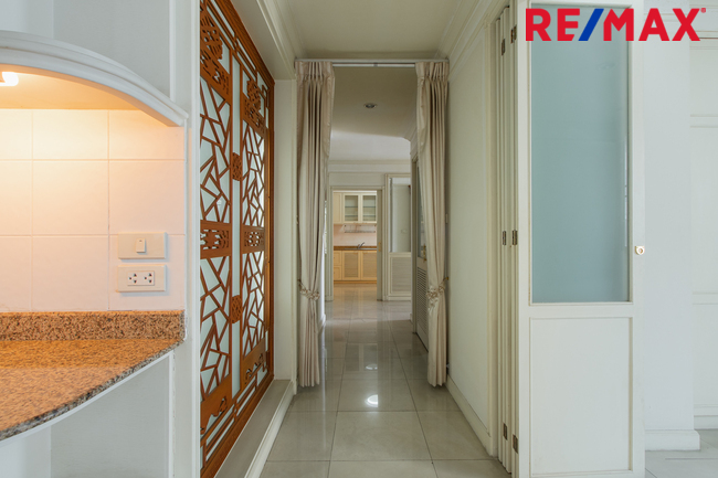 ขายคอนโดติดแม่น้ำเจ้าพระยา Riverine Palce 3ห้องนอน ถ.พิบูลสงคราม นนทบุรี ใกล้ทางด่วนศรีรัชฯ