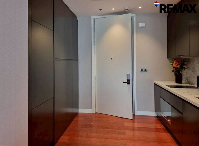 (New Listing! รับฟังข้อเสนอ! ) KHUN by YOO (1 ห้องนอน Design Branded Residences)
