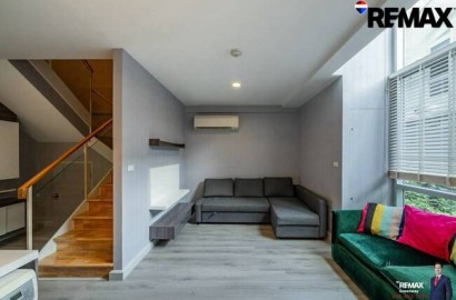 Centric Sathon-St.Louise ห้อง Duplex 1 ห้องนอนใหญ่ (Rare) และที่มีที่จอดรถ Fixed อยู่ชั้น 1
