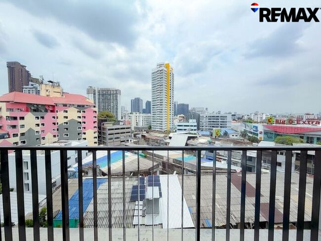 ให้เช่า The Issara Ladprao | ดิ อิสสระ ลาดพร้าว ห้องมุม วิวเมือง 180