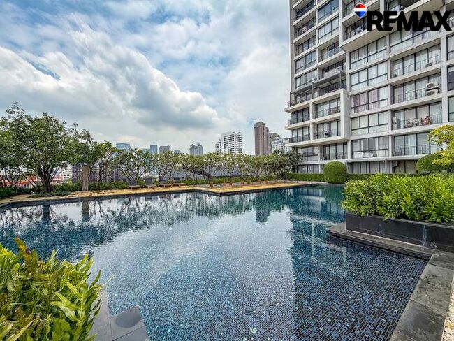 ให้เช่า The Issara Ladprao | ดิ อิสสระ ลาดพร้าว ห้องมุม วิวเมือง 180