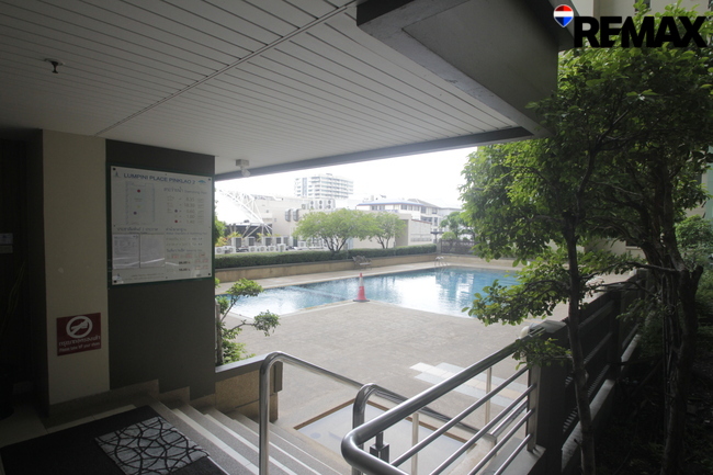 ขายขาดทุนแถมเฟอร์นิเจอร์ทุกรายการในห้อง คอนโดลุมพินีเพลสปิ่นเกล้า2 ใกล้เซ็นทรัลปิ่นเกล้า 34 ตร.ม ชั้น7 วิวสวน เฟอร์ แอร์ พร้อมอยู่ ซื้อลงทุนหรืออยู่เอง ราคานี้ไม่มีอีกแล้ว