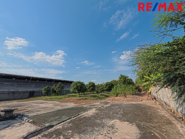 [HOT DEAL!] ขายที่ดิน 4-0-72 ไร่ ติดถนนปู่เจ้าสมิงพราย (ผังสีส้ม ย.6) ราคาเท่าประเมินกรมธนารักษ์! ปลดล็อกสร้างอาคารใหญ่พิเศษ 10,000+ ตร.ม