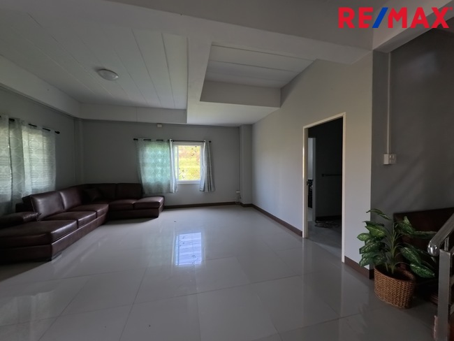 ขายที่ดิน 4-1-67 ไร่ (1,767 ตร.ว.) ซอยเทศบาล 23 (กันตบุตร) สุขุมวิท–สมุทรปราการ ใกล้ BTS โรงเรียนนายเรือ 800 เมตร | ราคา 54,000 บ./ตร.ว.