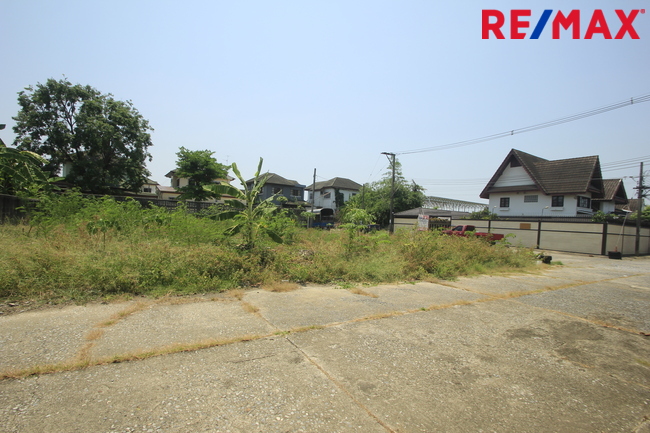 ที่ดินพุทธมณฑลสาย2 ทวีวัฒนา-กาญจนาภิเษก15 ใกล้พระเทพตัดใหม่ หมู่บ้านสินพัฒนาธานี ที่ดินสร้างบ้านถมแล้ว แปลงมุมสวย 100วา เดินทางสะดวกได้หลายเส้นทาง