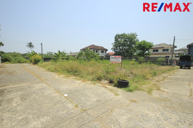 ที่ดินพุทธมณฑลสาย2 ทวีวัฒนา-กาญจนาภิเษก15 ใกล้พระเทพตัดใหม่ หมู่บ้านสินพัฒนาธานี ที่ดินสร้างบ้านถมแล้ว แปลงมุมสวย 100วา เดินทางสะดวกได้หลายเส้นทาง