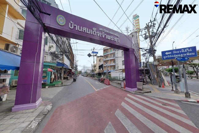 ที่ดินอิสรภาพ 15 ติด ม.ราชภัฏบ้านสมเด็จฯ 81 ตร.ว. ทำเลหายาก ราคาพิเศษ 9.8 ล้าน