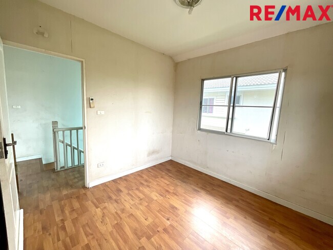 ขาย บ้านเดี่ยว พฤกษ์ลดา 2 รังสิต-คลอง 4 หลังริม ด้านข้างโล่ง เหมือนมีสวนส่วนตัว