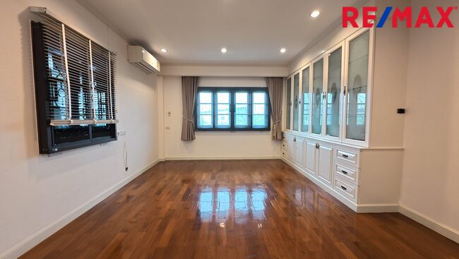 ขายบ้านเดี่ยวทุ่งครุ หมู่บ้านบ้านบุรีรมย์ ประชาอุทิศ