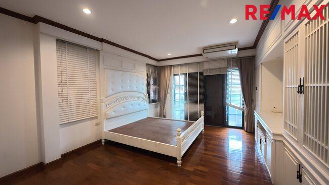 ขายบ้านเดี่ยวทุ่งครุ หมู่บ้านบ้านบุรีรมย์ ประชาอุทิศ