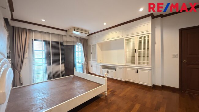 ขายบ้านเดี่ยวทุ่งครุ หมู่บ้านบ้านบุรีรมย์ ประชาอุทิศ